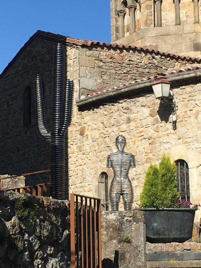 La Charmeraie Montpeyroux (Puy-de-Dome) Exterior foto