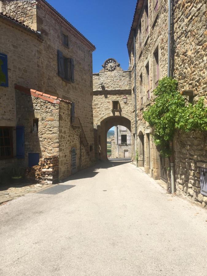 La Charmeraie Montpeyroux (Puy-de-Dome) Exterior foto